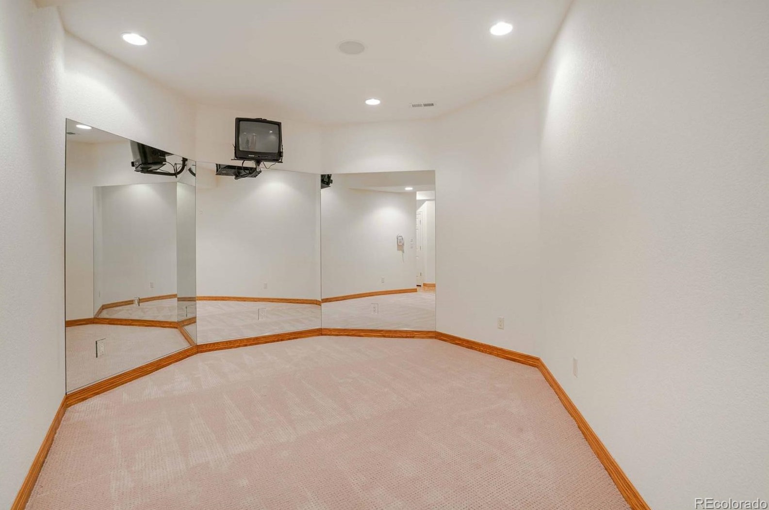 7144 Fox Paw Trl, Littleton CO 80125-9250 exterior