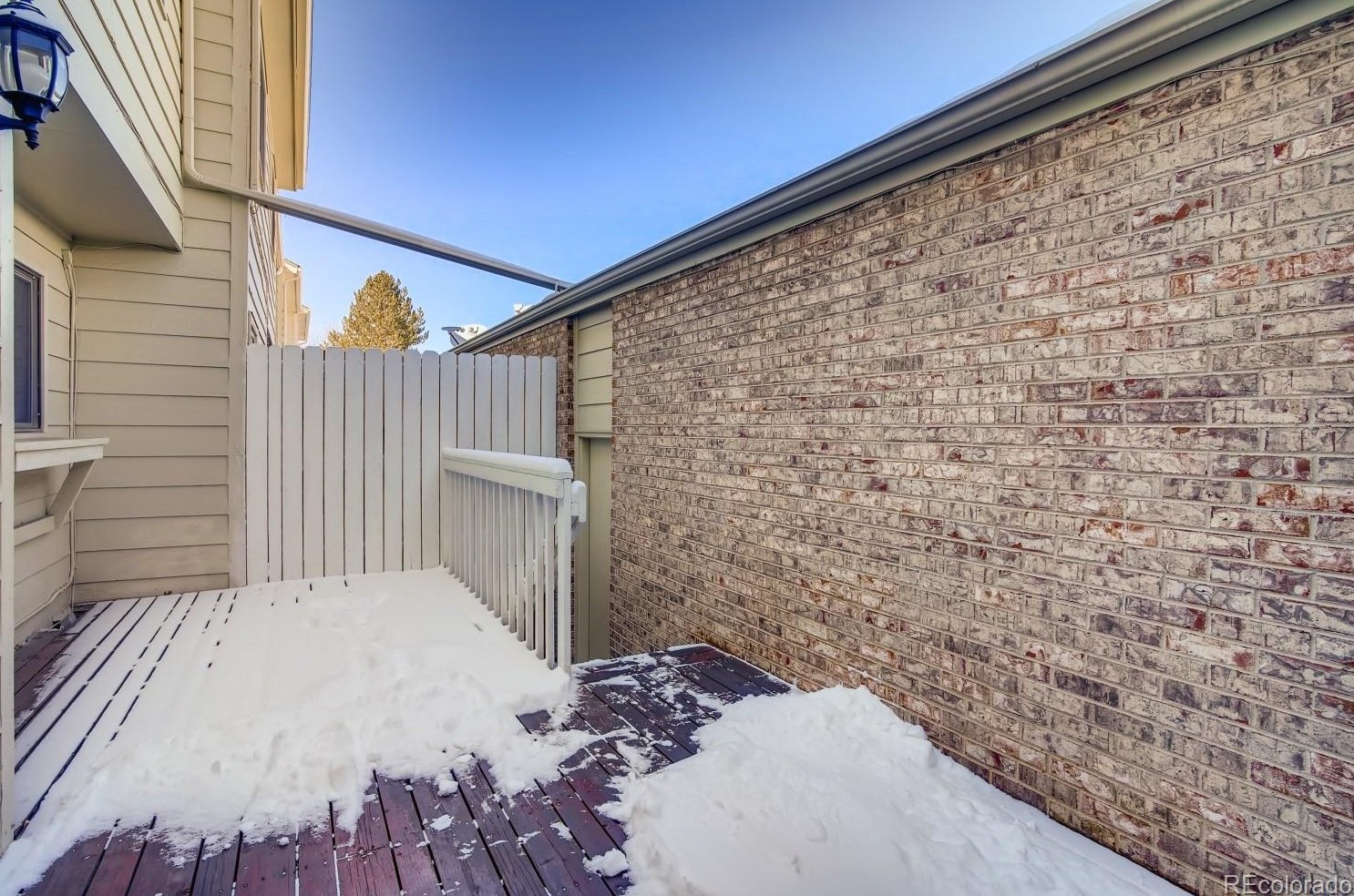 7700 Cove Cir, Littleton CO 80122-3355 exterior