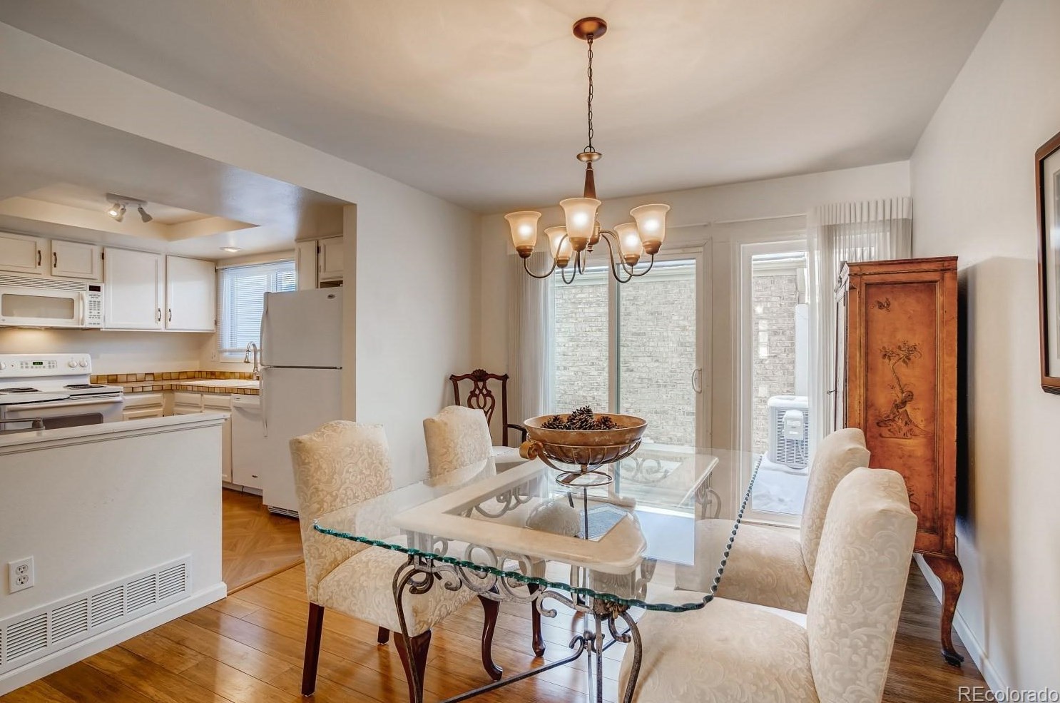 7700 Cove Cir, Littleton CO 80122-3355 exterior