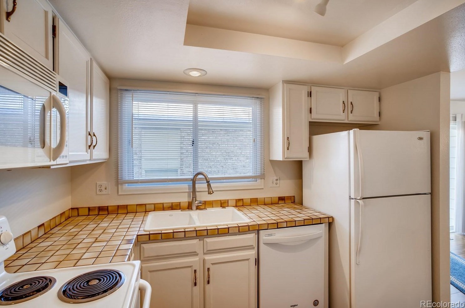 7700 Cove Cir, Littleton CO 80122-3355 exterior