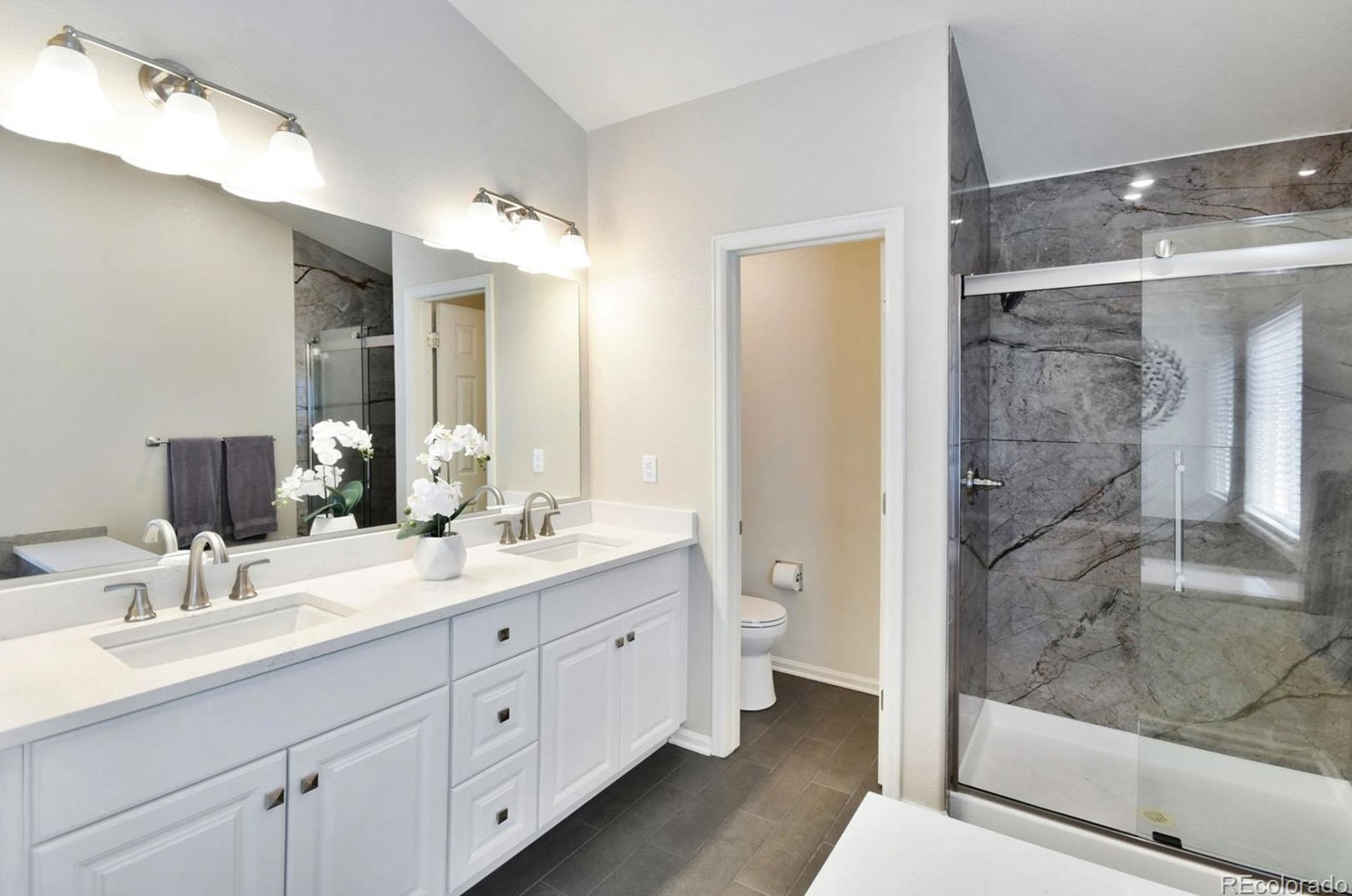 7045 Pike Ct, Arvada CO  80007-7096 exterior