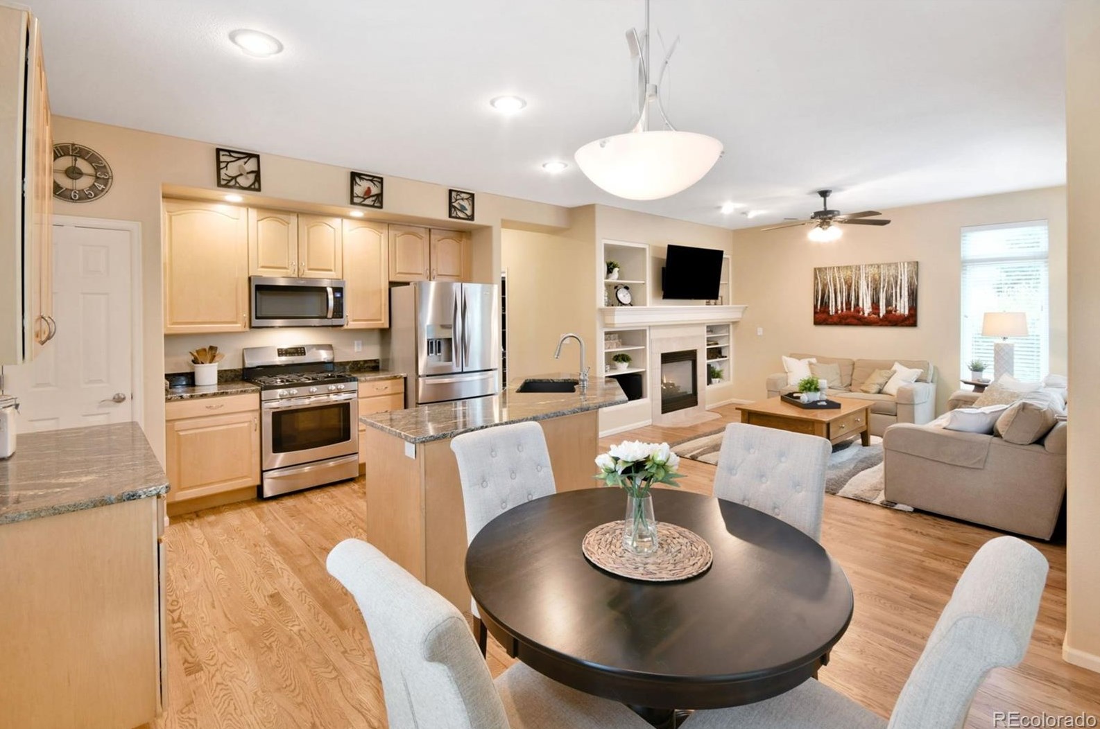 7045 Pike Ct, Arvada CO  80007-7096 exterior