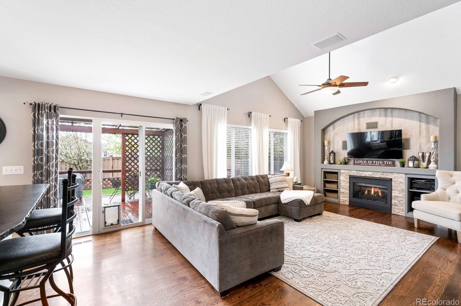 6456 Mcintyre Ct, Arvada CO  80007-6936 exterior