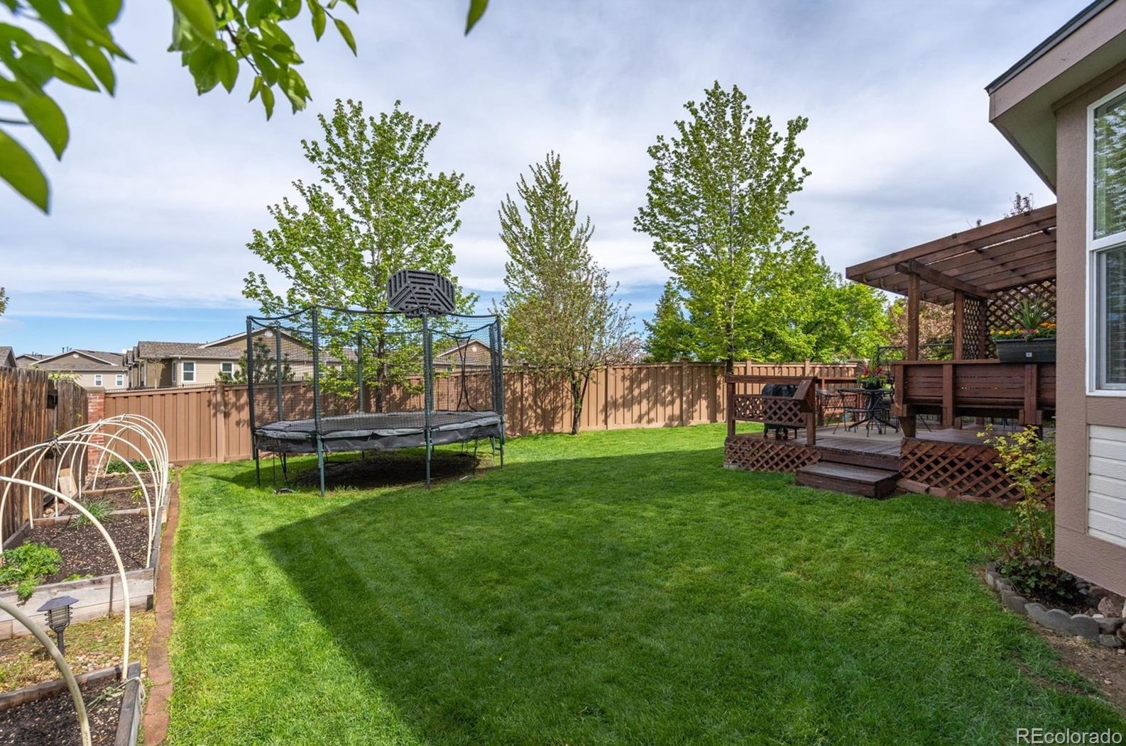 6456 Mcintyre Ct, Arvada CO  80007-6936 exterior