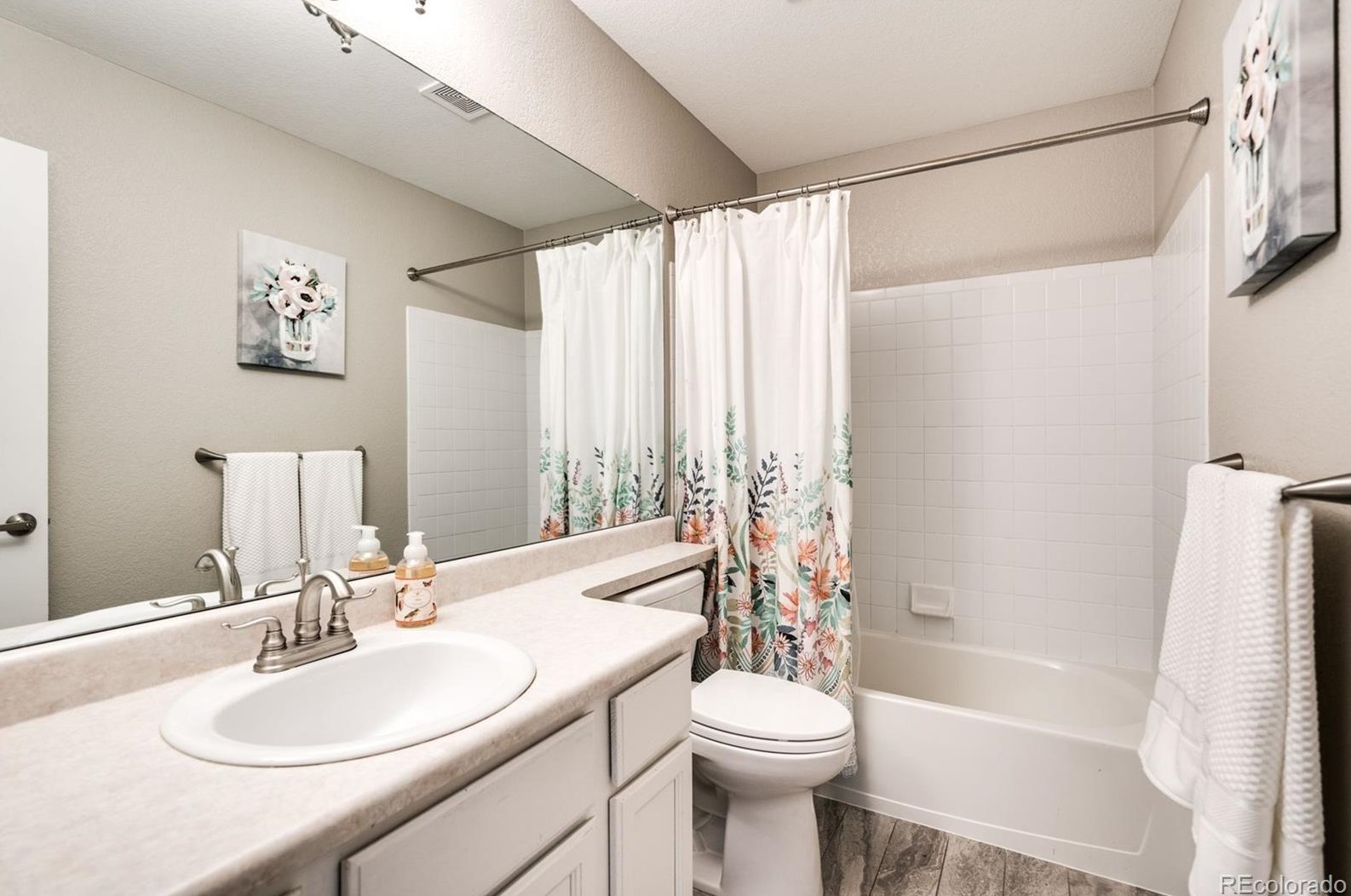 6456 Mcintyre Ct, Arvada CO  80007-6936 exterior