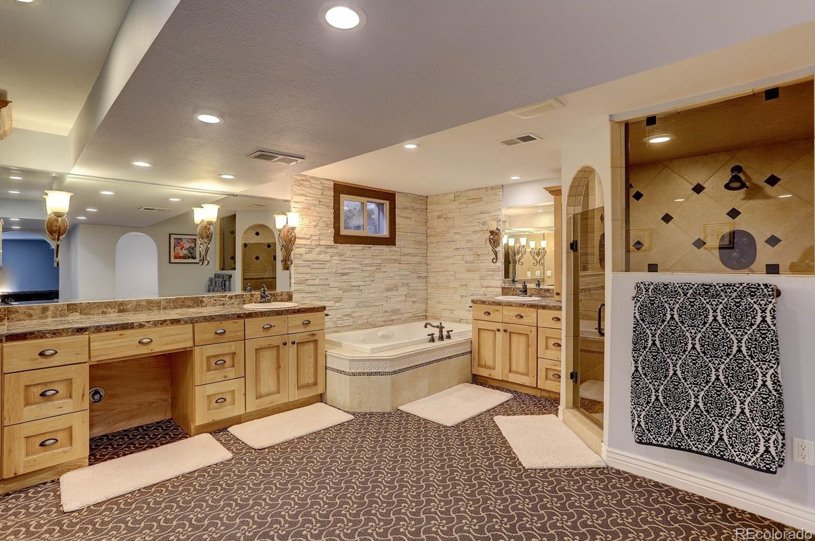 7702 Garrison Ct, Arvada CO  80005-4045 exterior