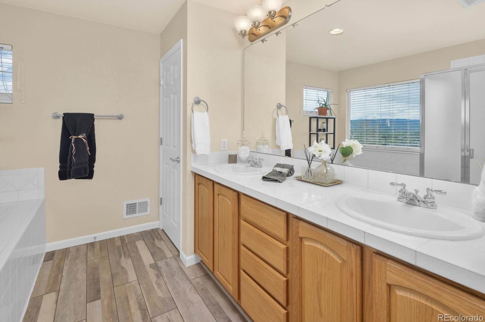 8321 Arbutus St, Arvada CO  80005-5808 exterior