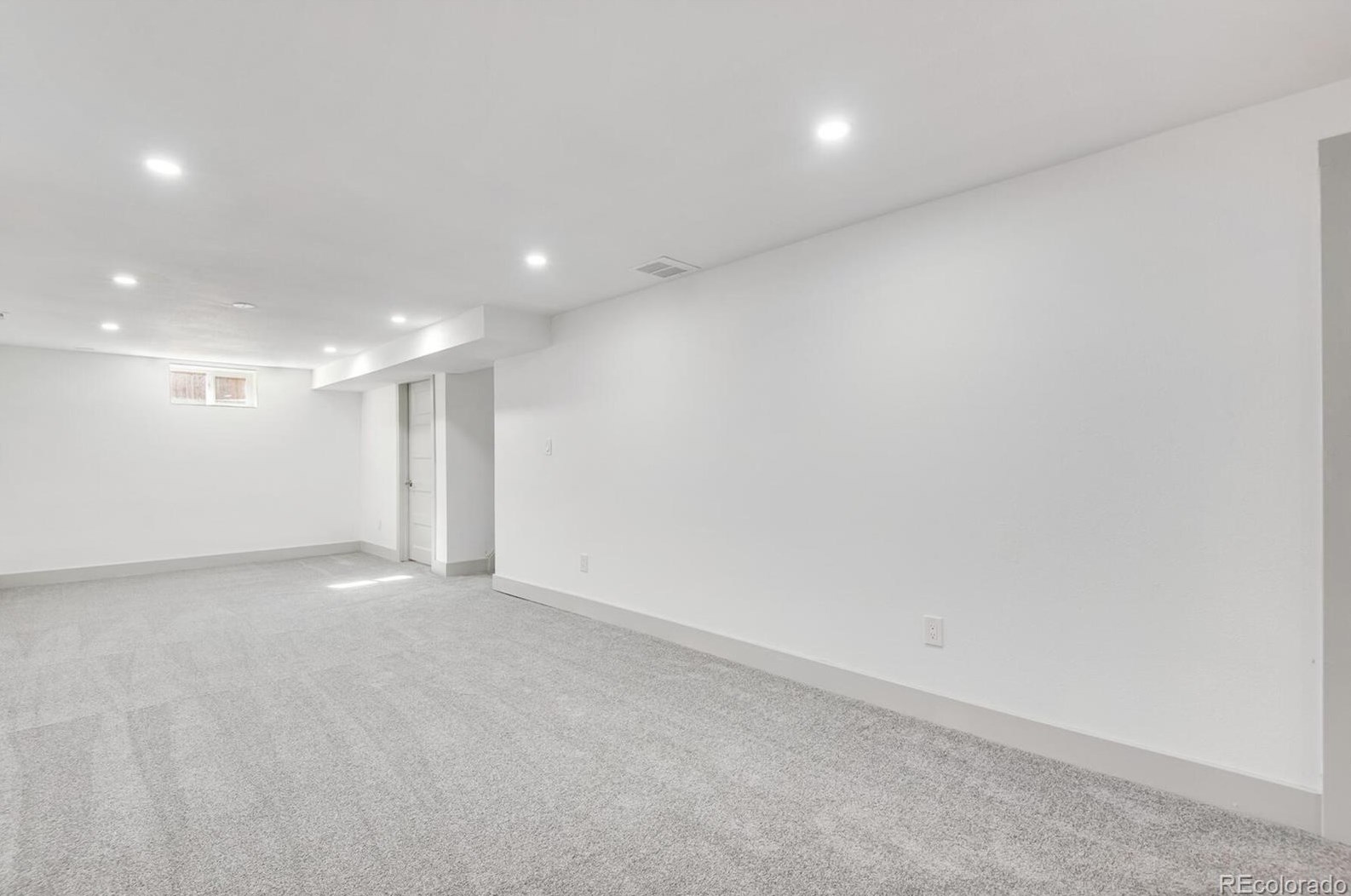 6065 Bannock St, Littleton CO  80120-2848 exterior