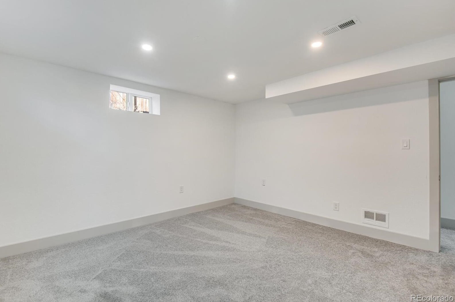 6065 Bannock St, Littleton CO  80120-2848 exterior