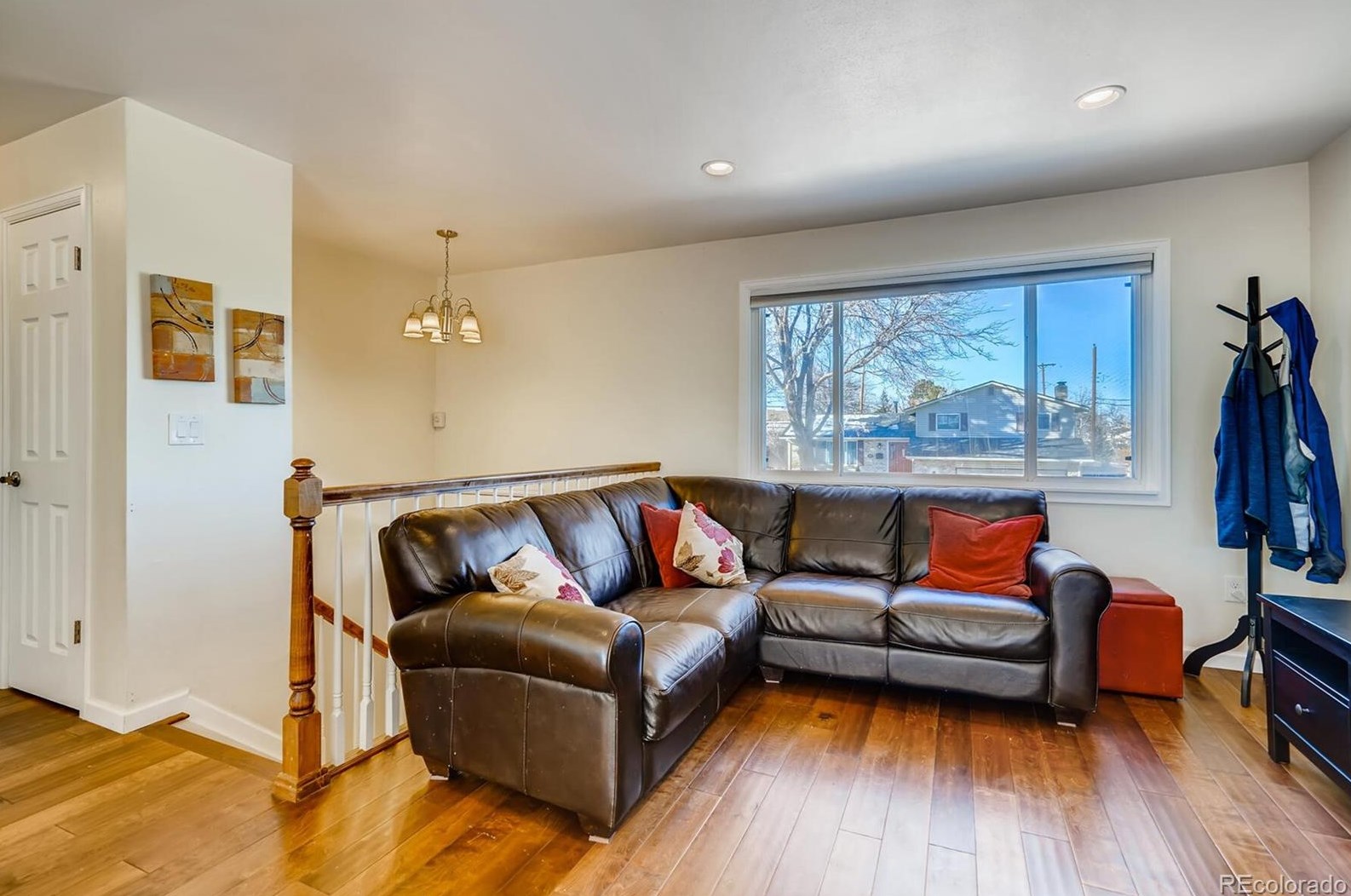 6806 Clermont Dr, Littleton CO 80122-2239 exterior