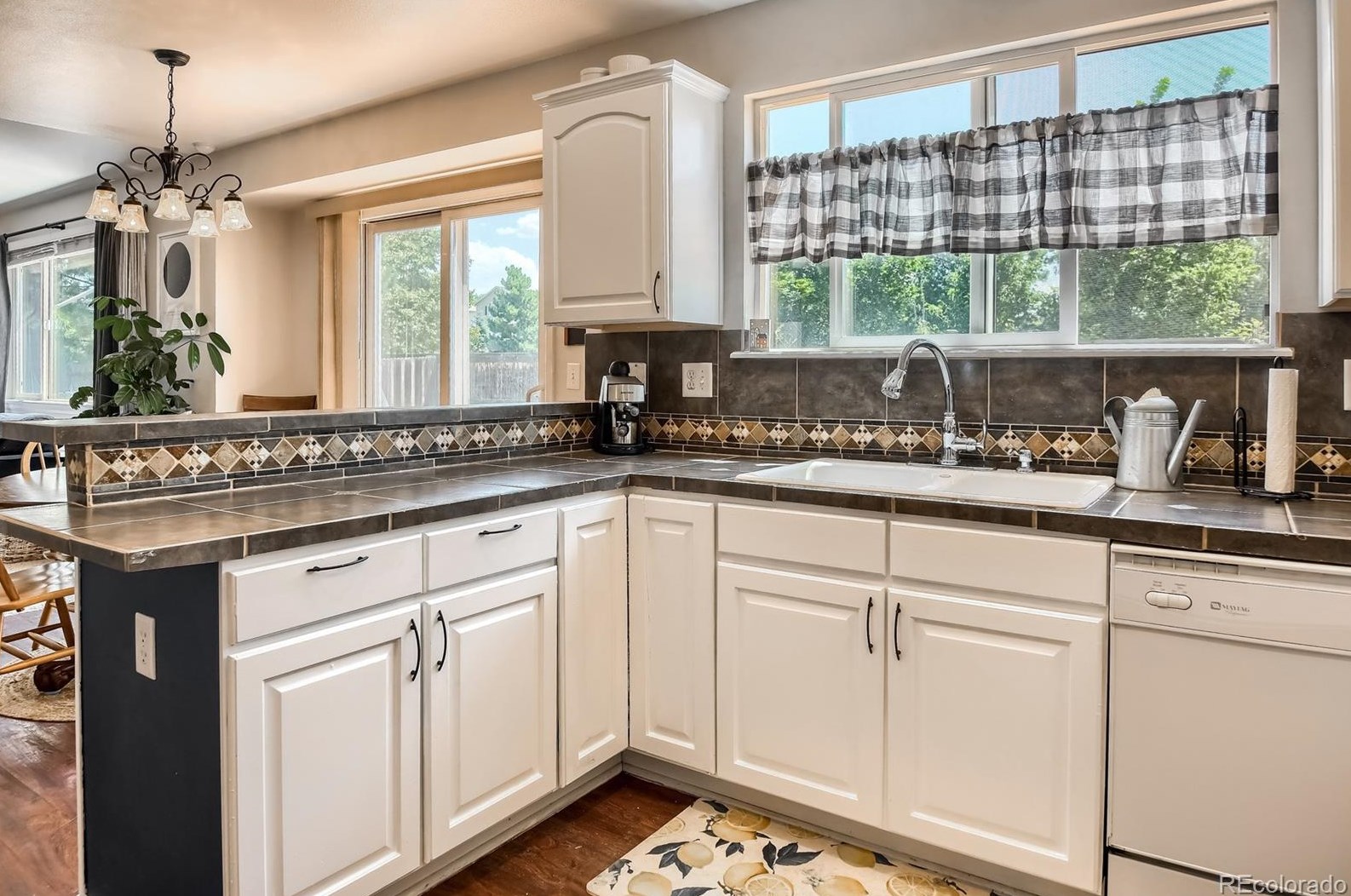 1309 Parsons Ave, Castle Rock CO  80104-5473 exterior