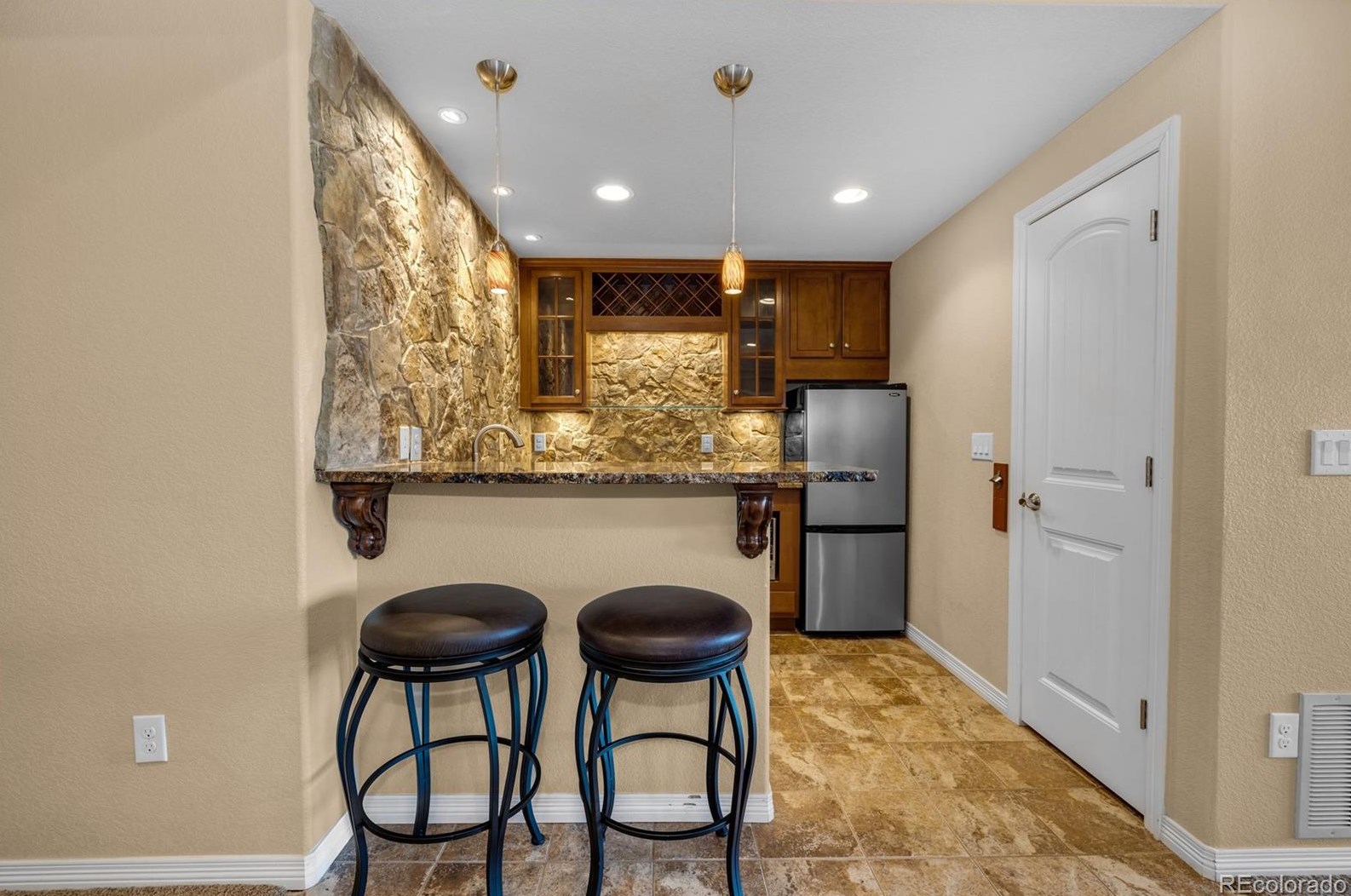 10860 Valleybrook Cir, Littleton CO 80130-6968 exterior