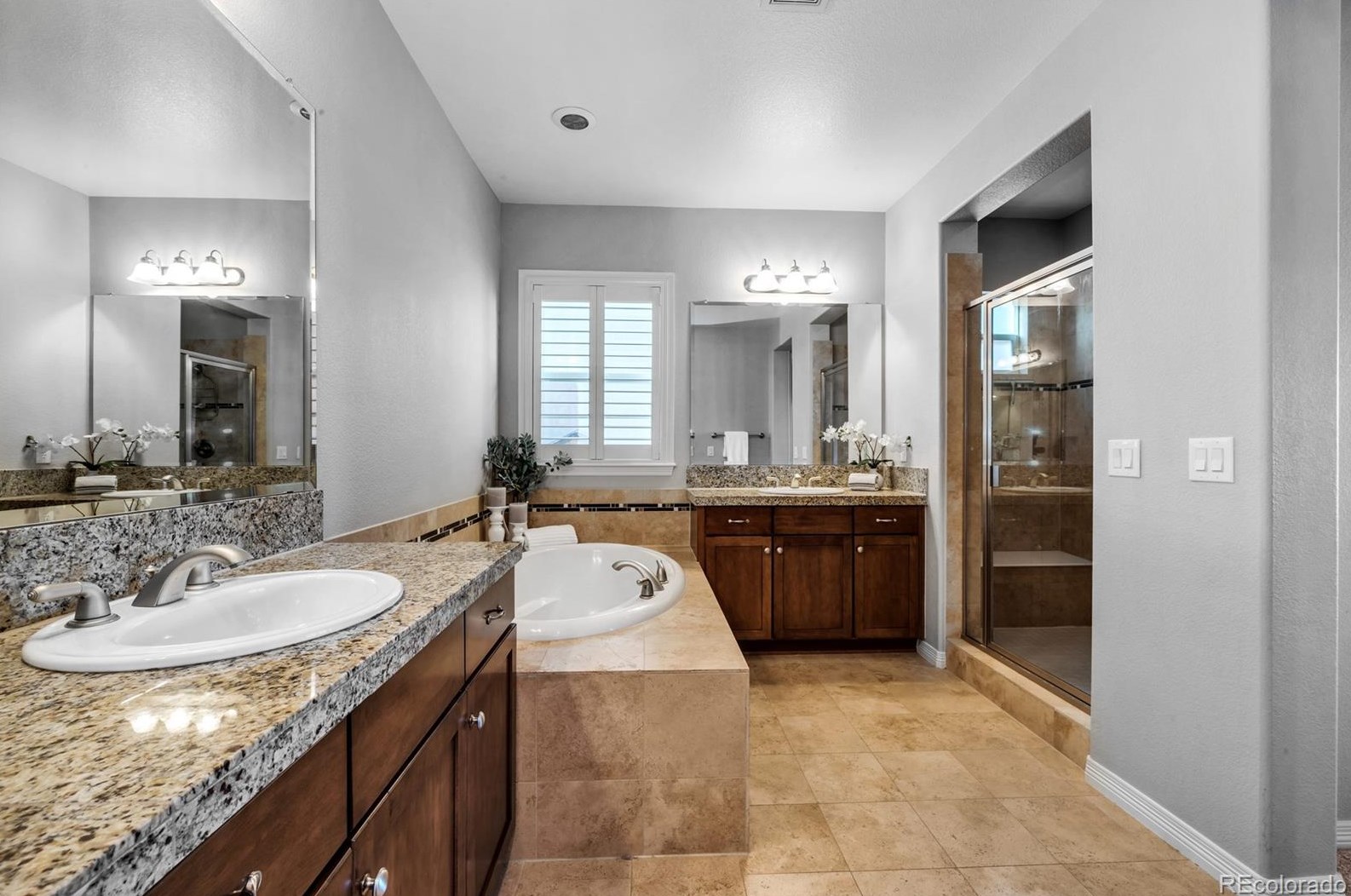 10860 Valleybrook Cir, Littleton CO 80130-6968 exterior