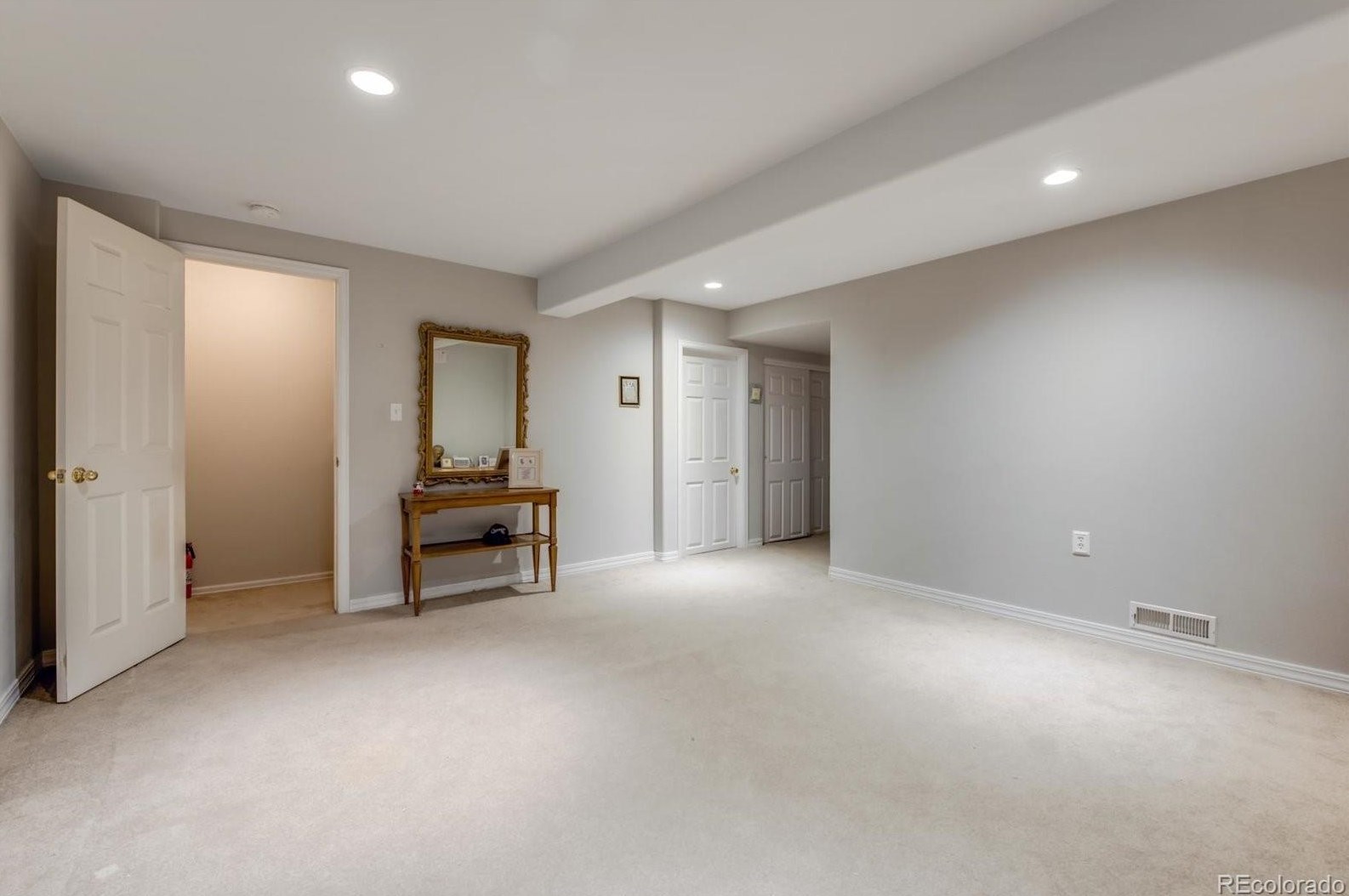 5367 Routt Way, Littleton CO 80127-1612 exterior