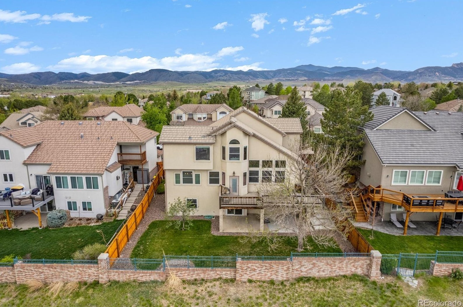 7078 Russell Ct, Arvada CO  80007-7680 exterior