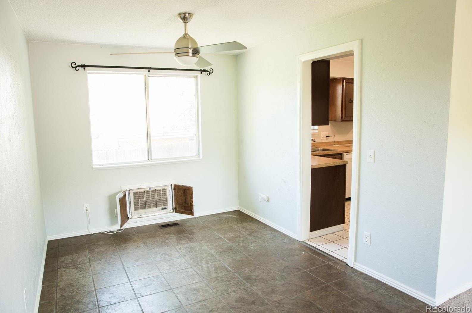 9536 Maplewood Ave, Littleton CO 80123-3428 exterior