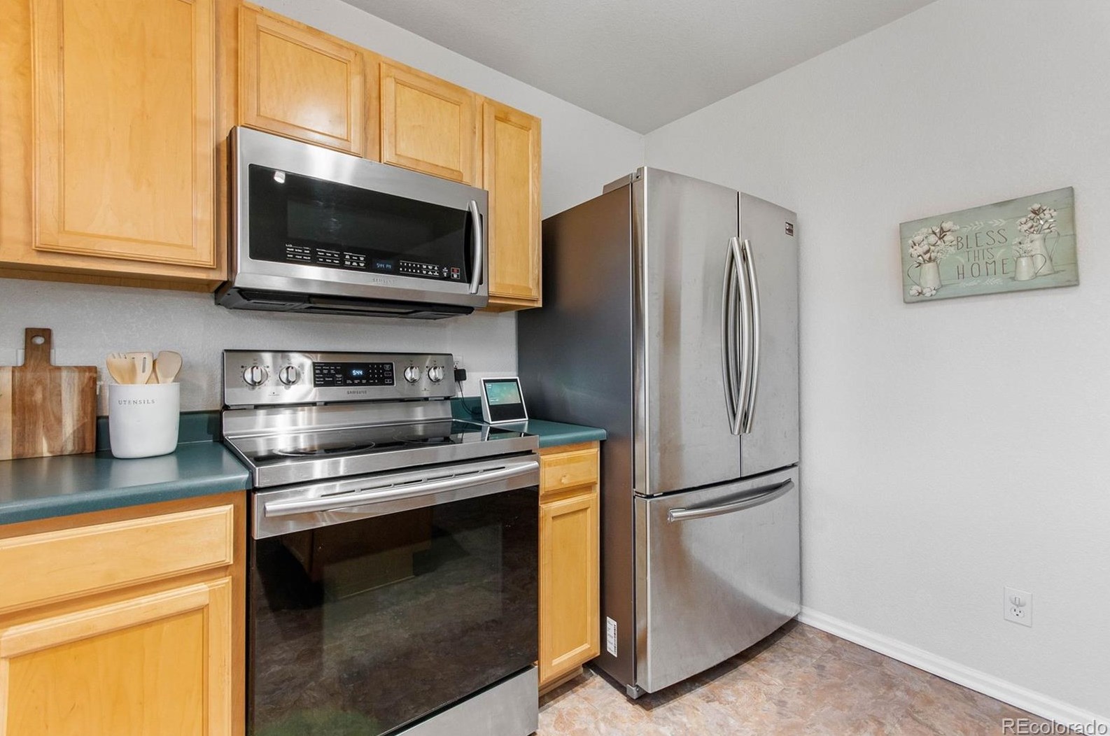 648 Pitkin Way, Castle Rock CO  80104-3267 exterior