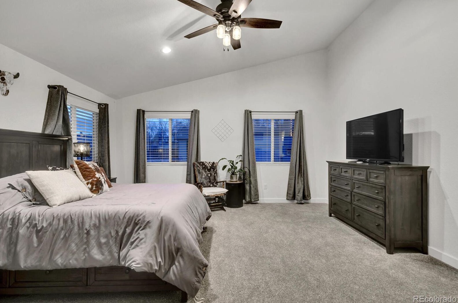 4728 Garnet Dr, Colorado Springs CO 80918-5009 exterior