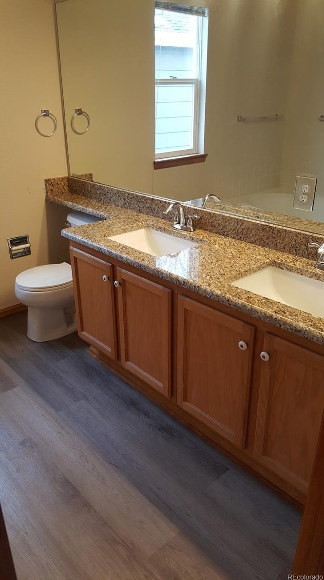 1062 Timbervale Trl, Littleton CO 80129-6945 exterior