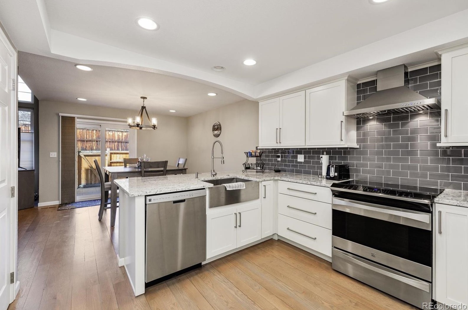 6677 Yukon Way, Littleton CO  80123-3071 exterior