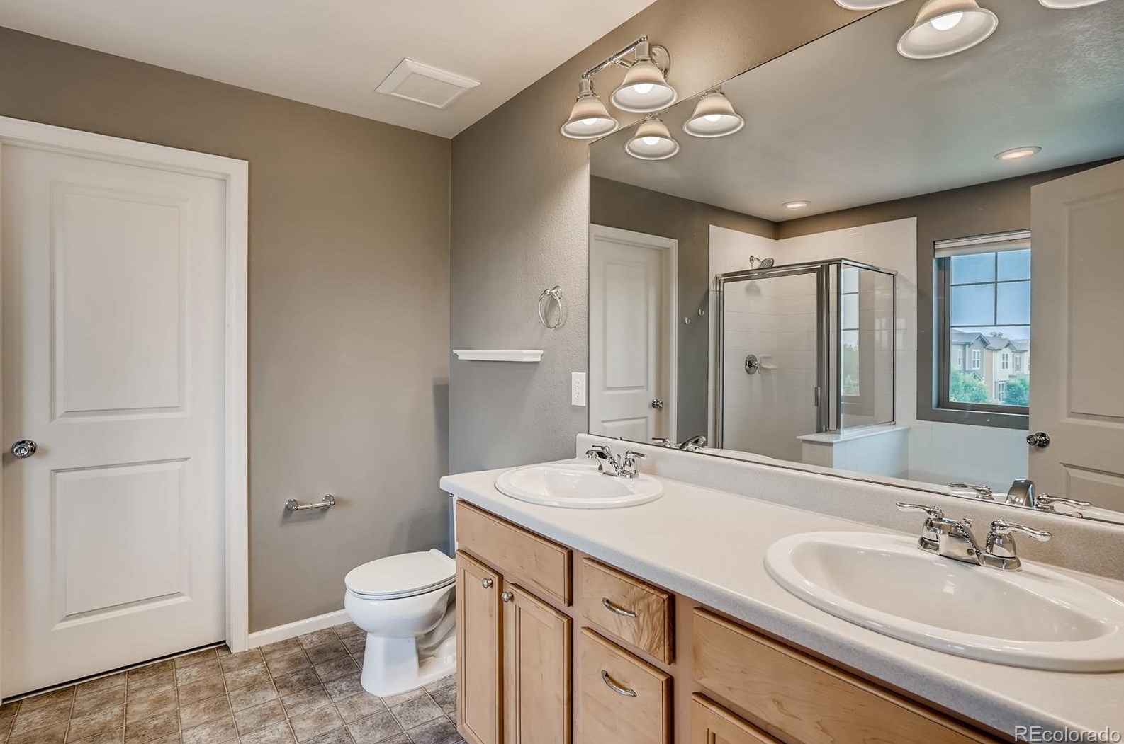 15032 70th Ave, Arvada CO  80007 exterior