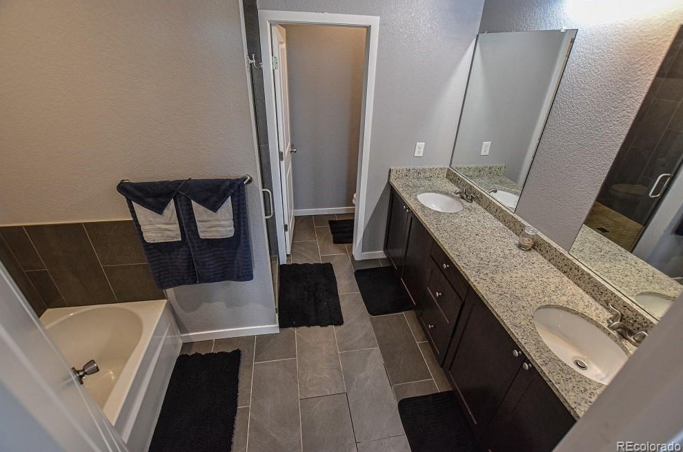 483 2nd Ave, Deer Trail CO  80105 exterior