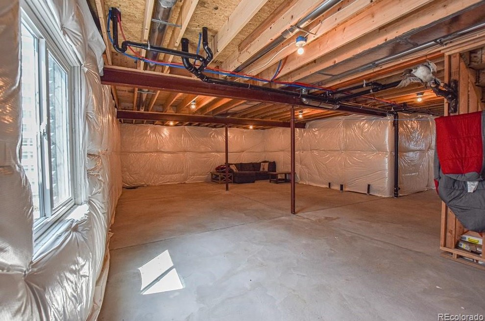 483 2nd Ave, Deer Trail CO  80105 exterior