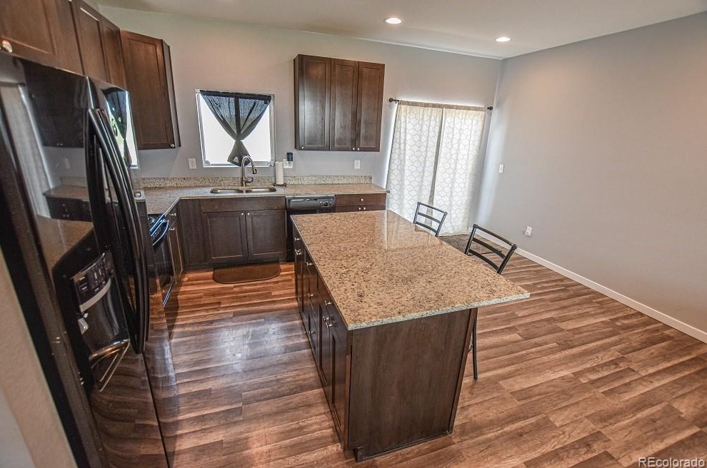 483 2nd Ave, Deer Trail CO  80105 exterior