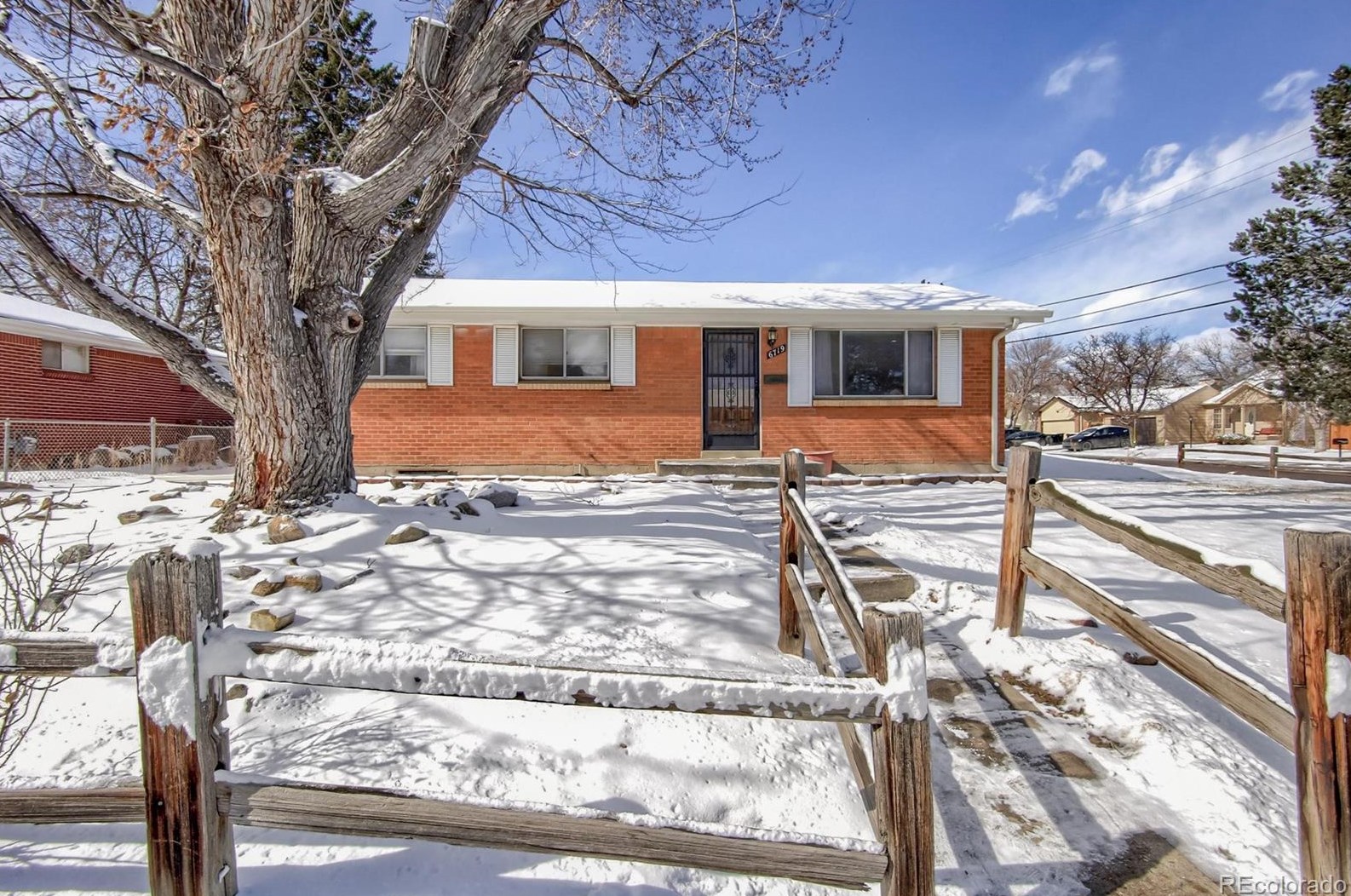 6719 Gray Ct, Arvada CO  80003-4347 exterior