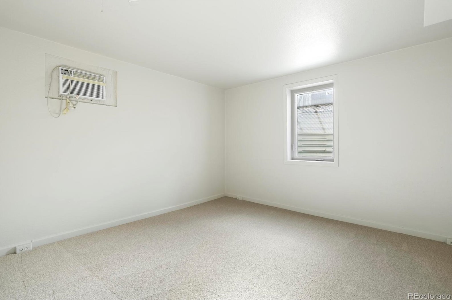 105 Birch Ave, Castle Rock CO 80104-2225 exterior