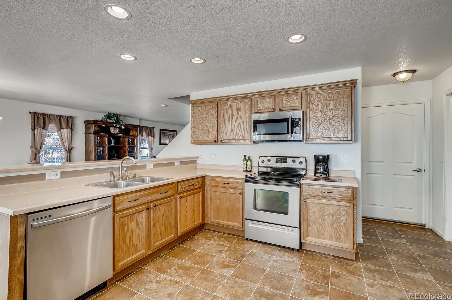 1767 Quartz St, Castle Rock CO 80109-3645 exterior