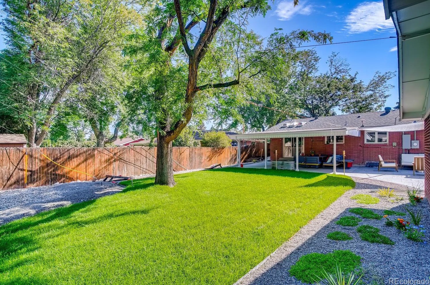 7155 Lincoln St, Littleton CO  80122-1141 exterior