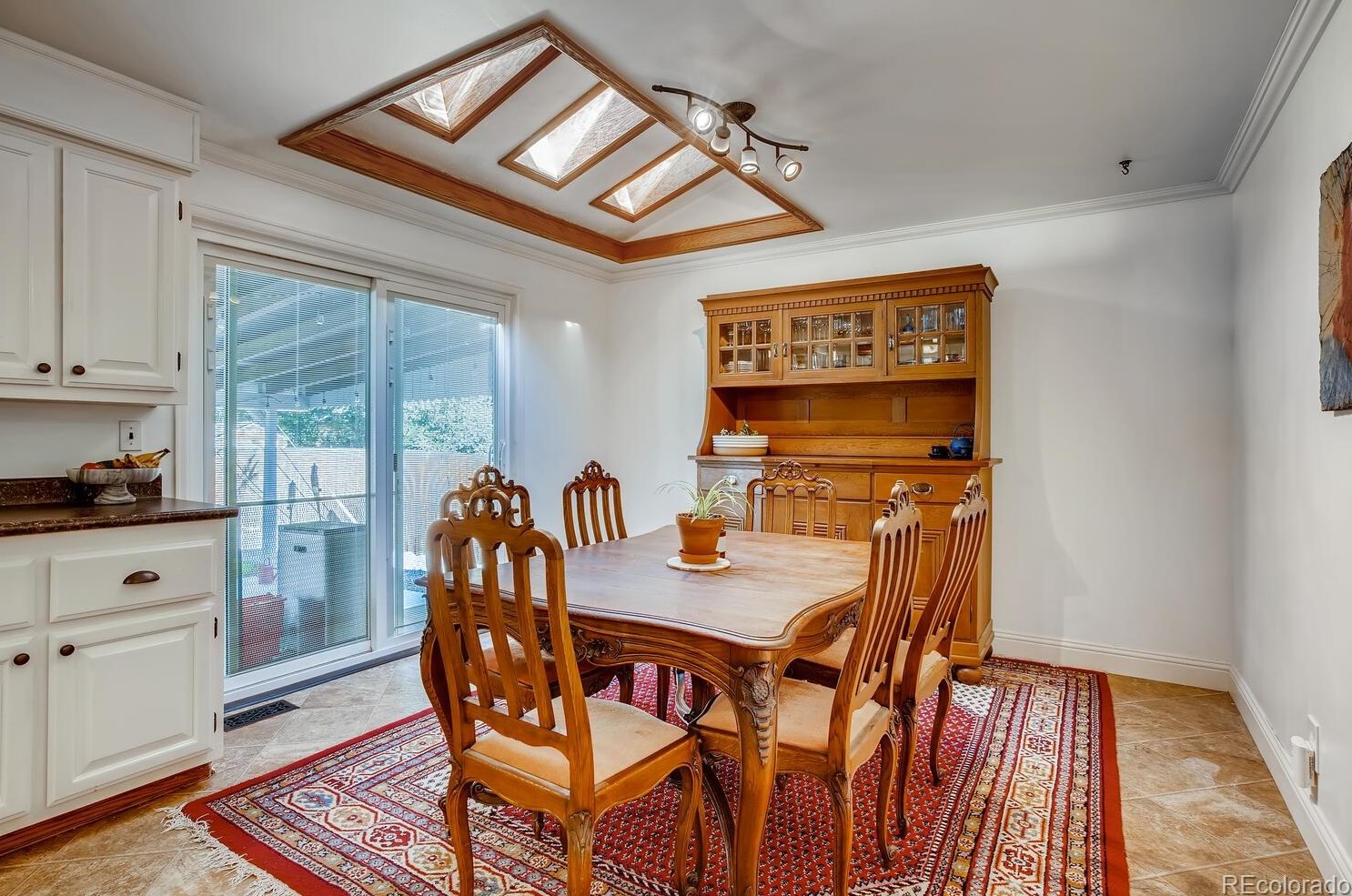 7155 Lincoln St, Littleton CO  80122-1141 exterior