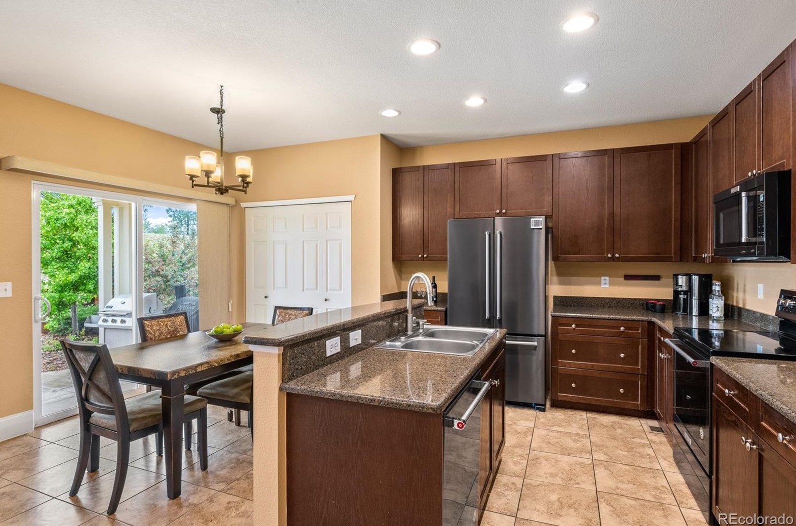 4323 Pr Rose Cir, Castle Rock CO 80109-4557 exterior