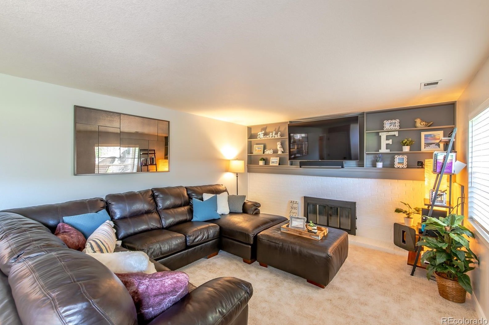 5566 Davies Pl, Littleton CO 80122-2141 exterior