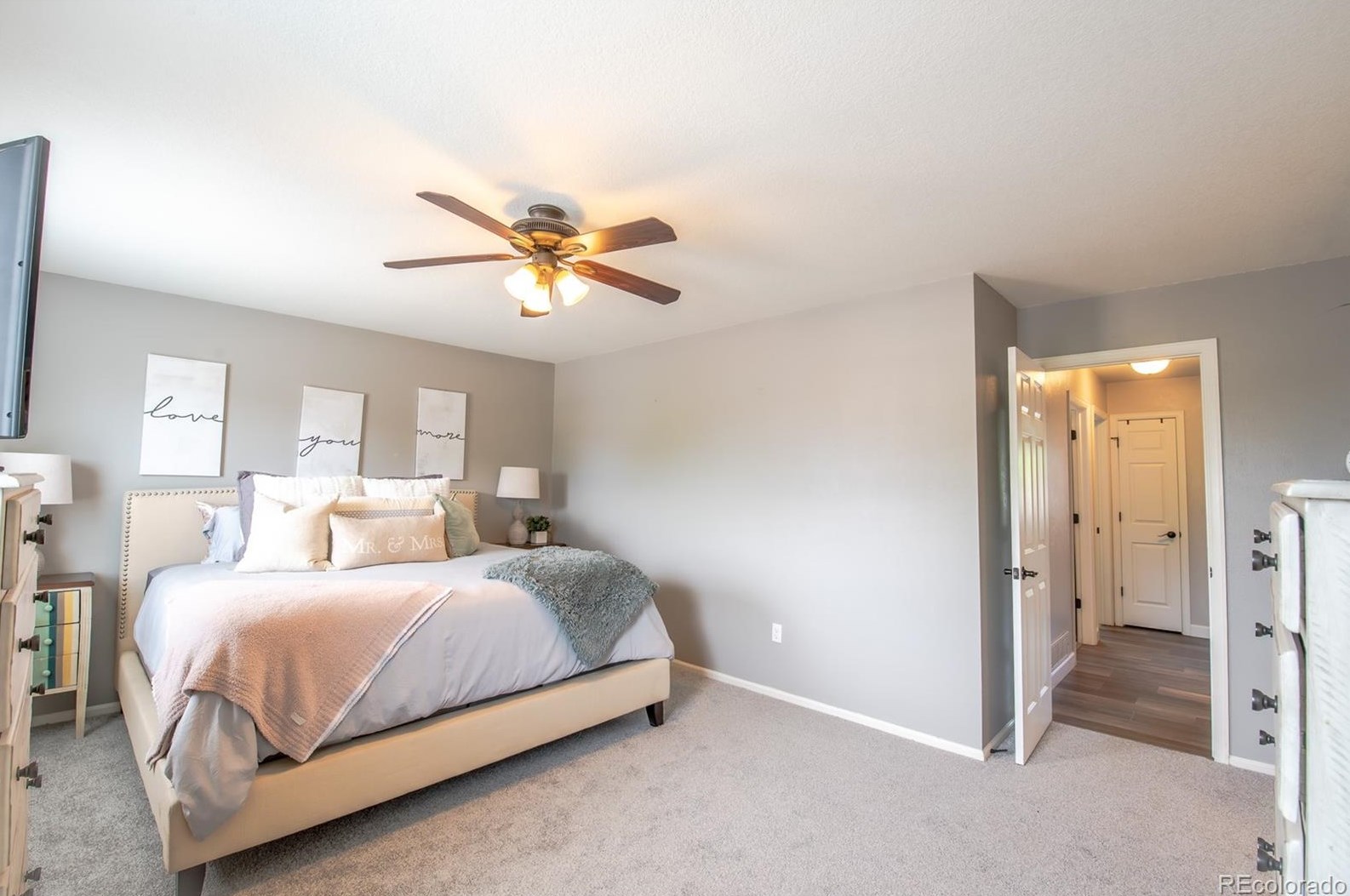 5566 Davies Pl, Littleton CO 80122-2141 exterior