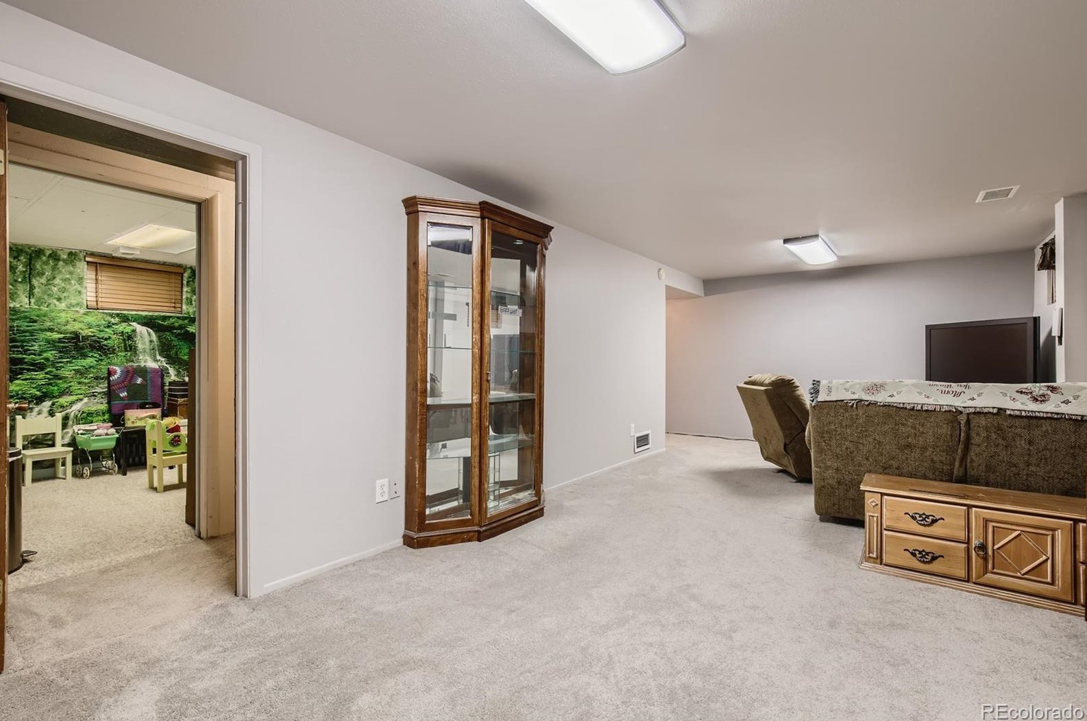 6477 Wolff St, Arvada CO  80003-6536 exterior