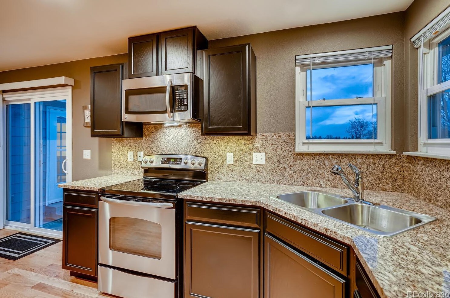 9975 82 Pl, Arvada CO  80005-2160 exterior