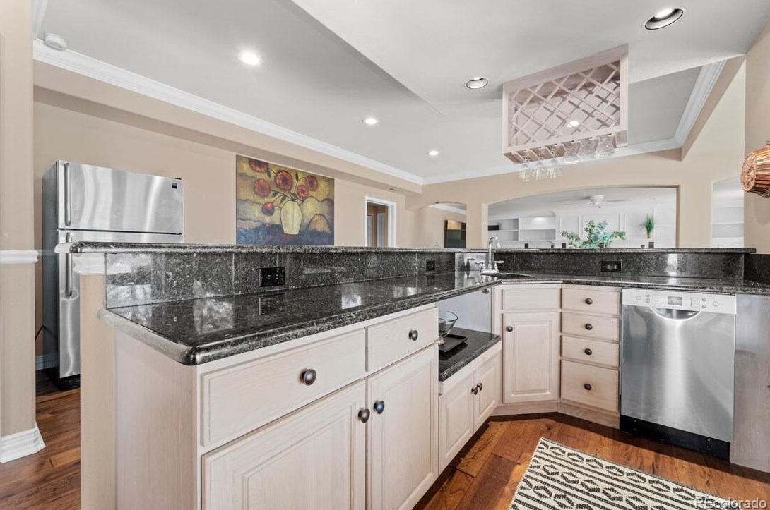 8541 Colonial Dr, Littleton CO  80124-9700 exterior