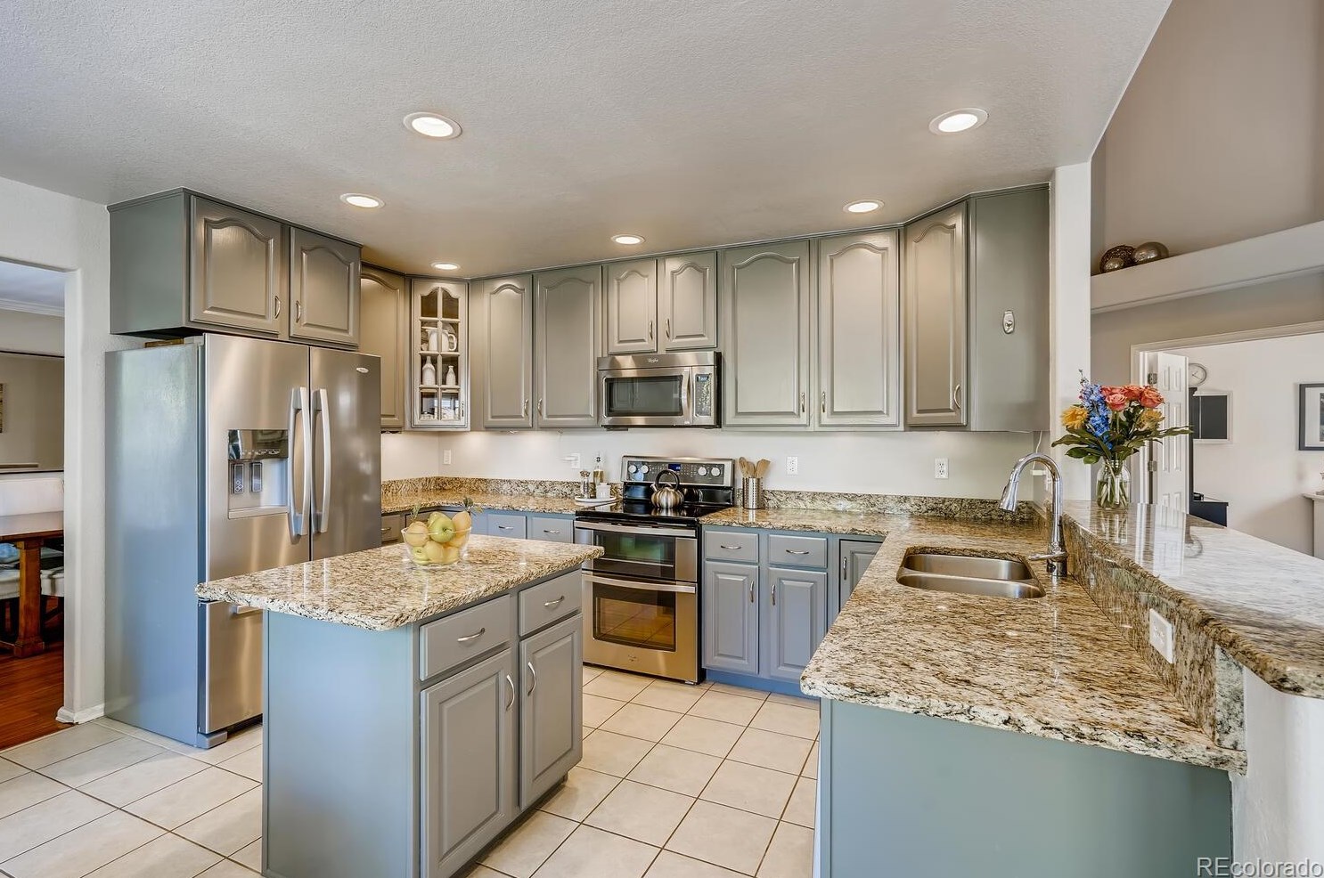 6510 Moss Cir, Arvada CO  80007-6935 exterior