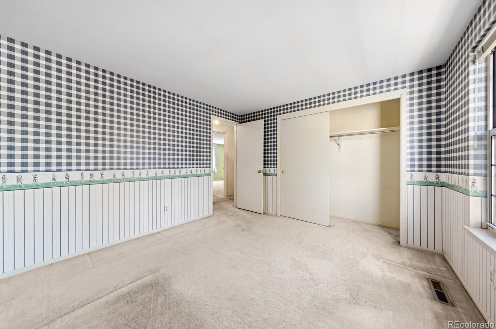 5244 Everett Ct, Littleton CO 80128-7104 exterior