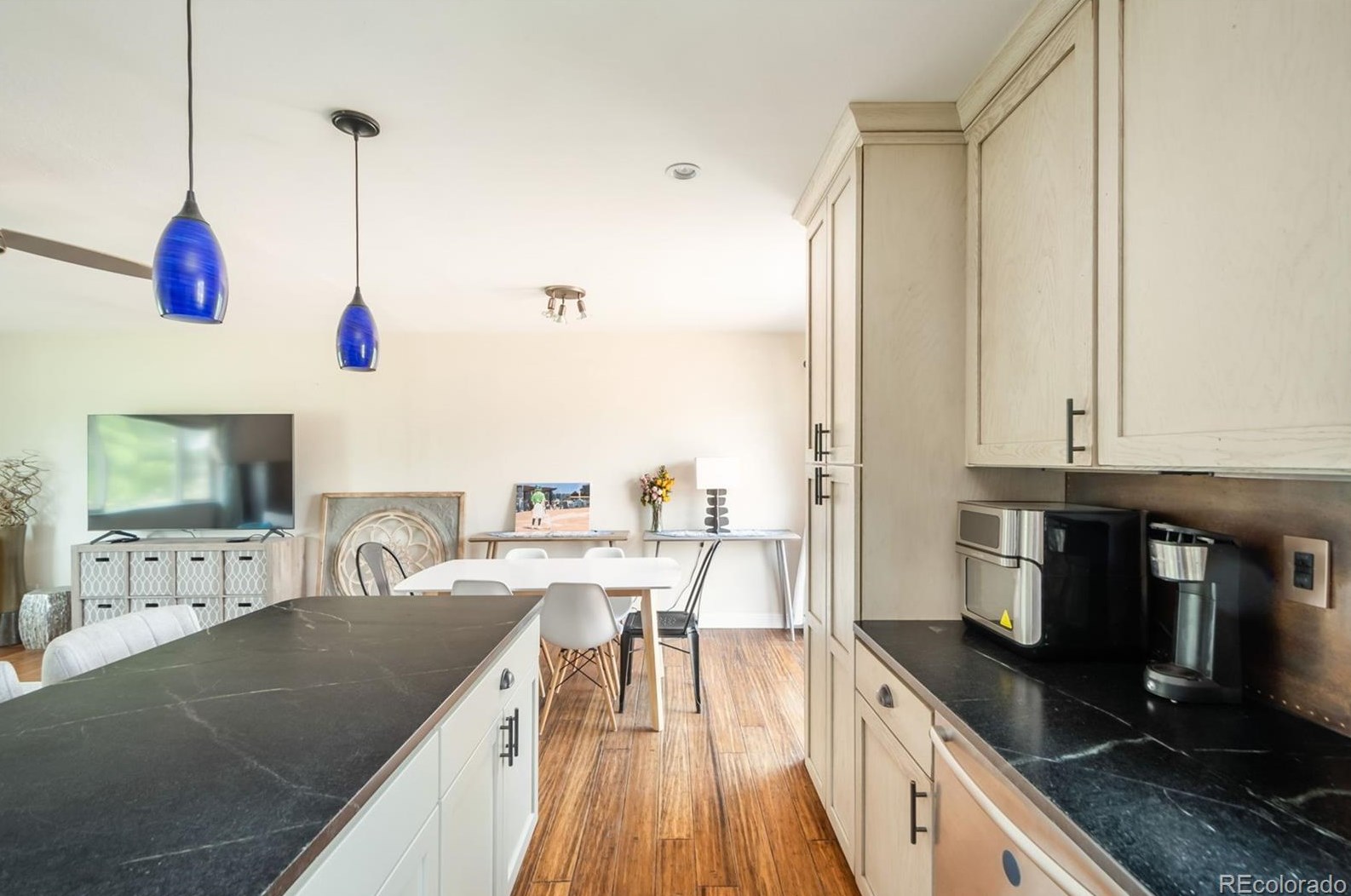 12441 75th Ave, Arvada CO  80005-3117 exterior