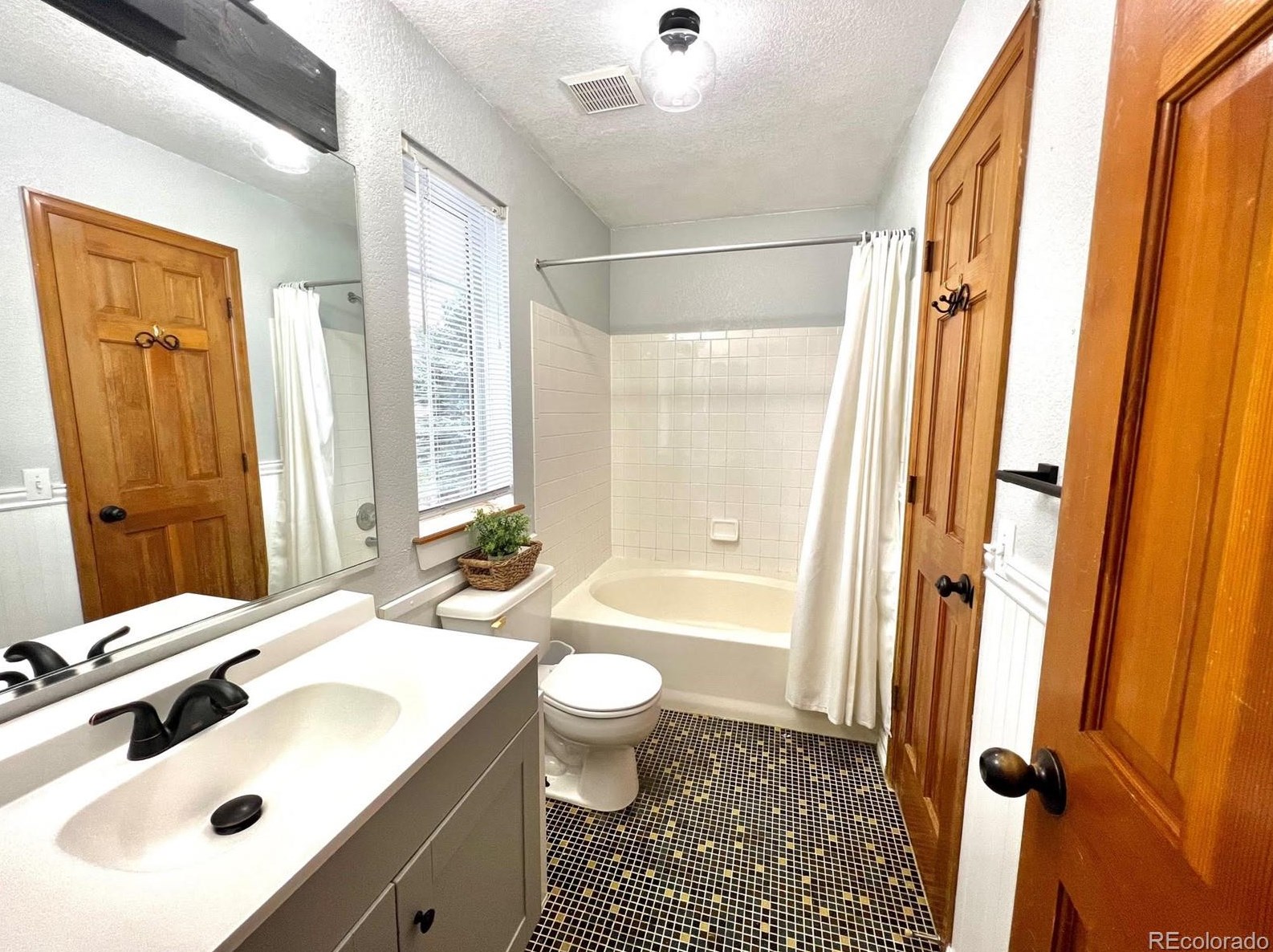 9535 Morning Glory Ct, Littleton CO exterior