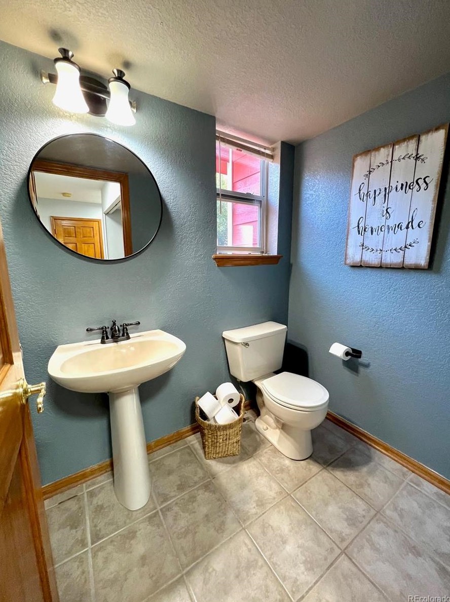 9535 Morning Glory Ct, Littleton CO exterior