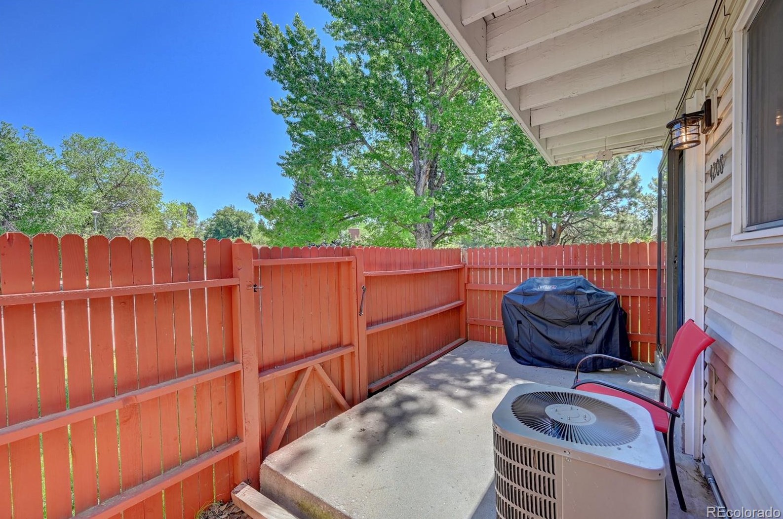 4208 Maplewood Way, Littleton CO  80121-3319 exterior