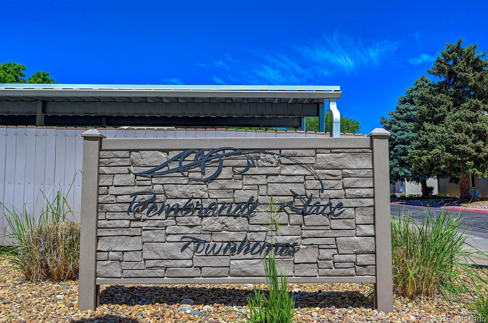 4208 Maplewood Way, Littleton CO  80121-3319 exterior