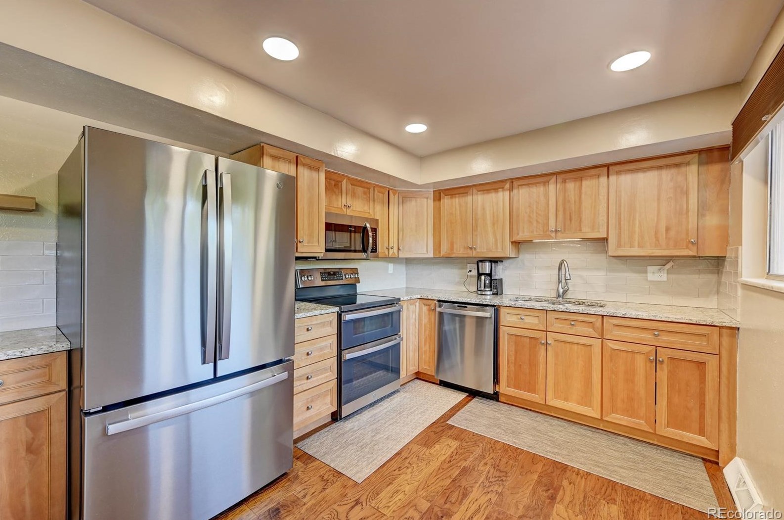 4208 Maplewood Way, Littleton CO  80121-3319 exterior