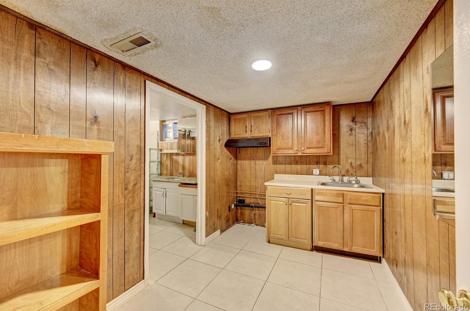 4208 Maplewood Way, Littleton CO  80121-3319 exterior