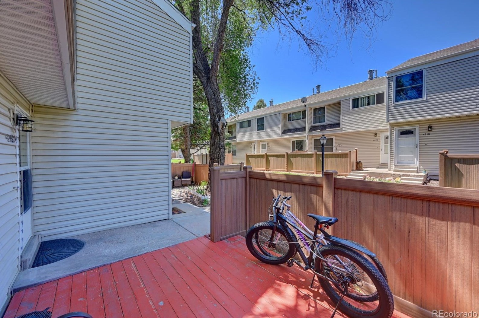 4208 Maplewood Way, Littleton CO  80121-3319 exterior