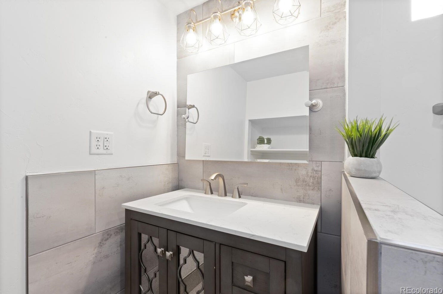 6919 Prince Way, Littleton CO  80120-3509 exterior